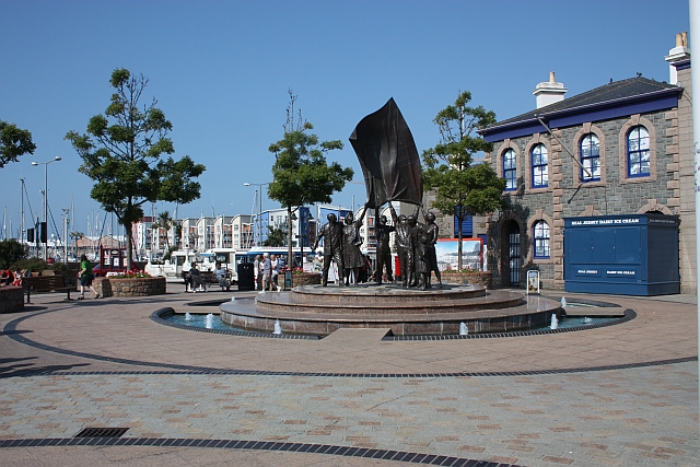 Liberation Square sculpture