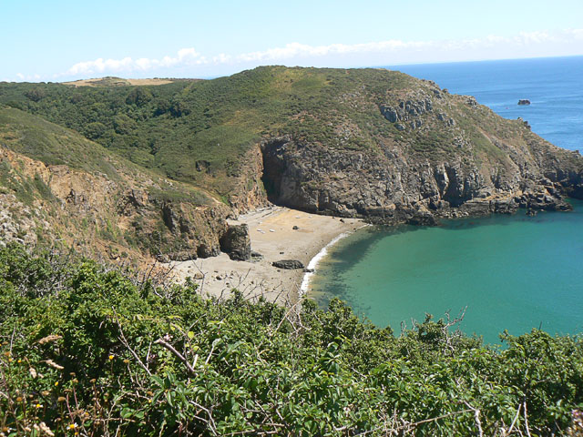 Dixcart Bay from the cliff path to the west, Sark