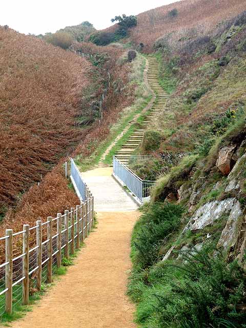 Steps up from the Devils Hole