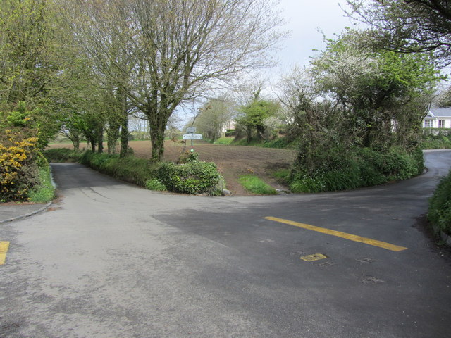 The crossroads southwest of  Les Naftiaux