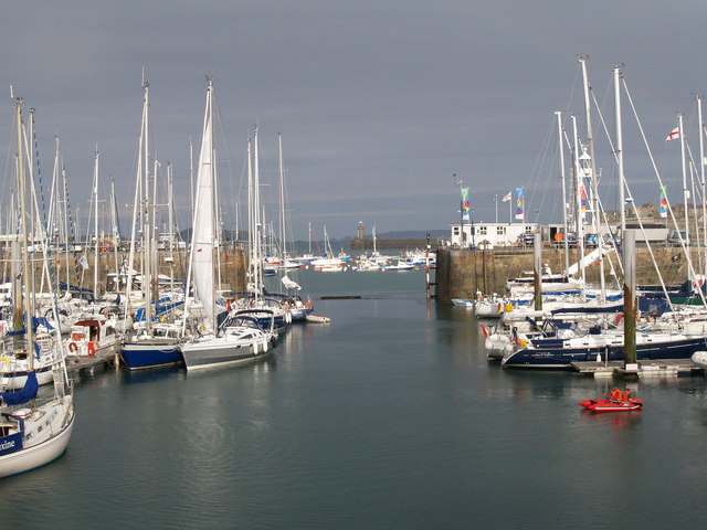 Yacht Marina - St. Peter Port