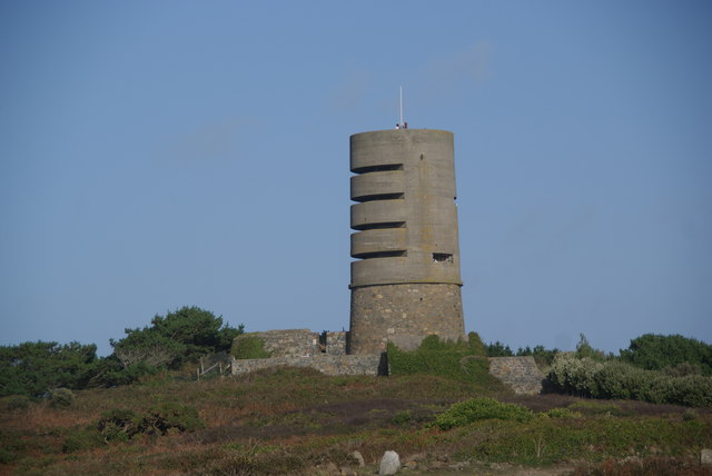 Observation tower on L'Eree Point