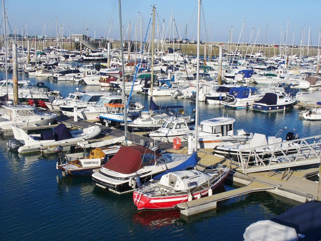 St Peter Port - Queen Elizabeth Marina