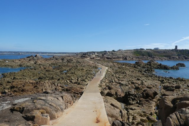 Causeway from the lighthouse